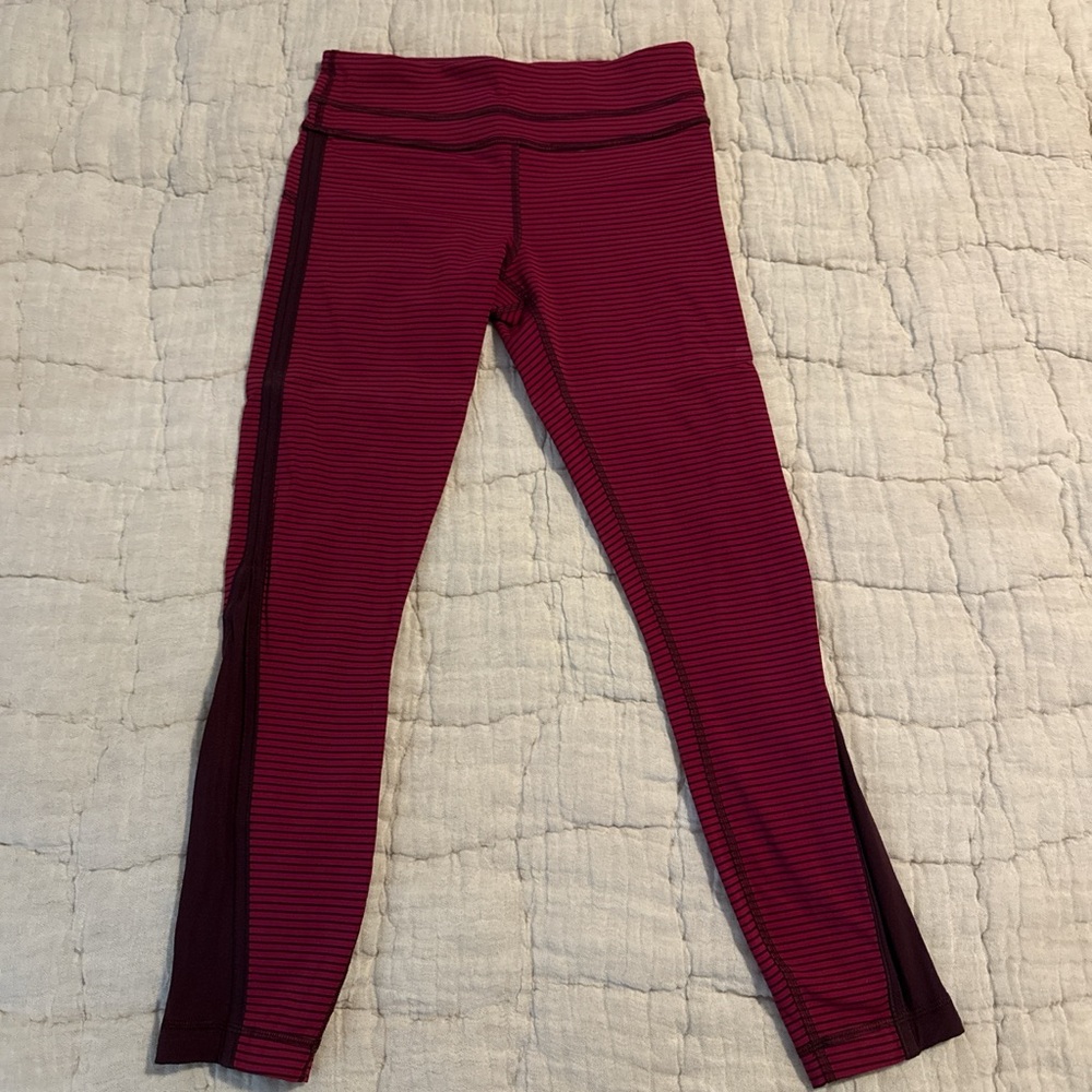 Lululemon Athletica Red Stripe Leggings size 4 24” inseam